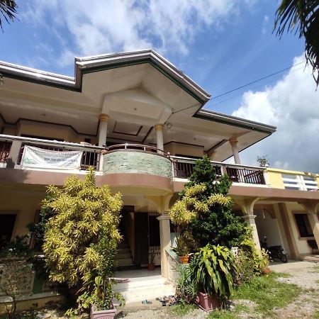 Riverside At Aninuan Accommodation And Food Puerto Galera Eksteriør bilde