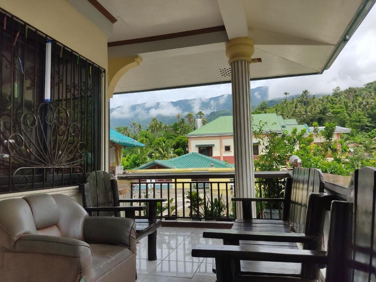 Riverside At Aninuan Accommodation And Food Puerto Galera Eksteriør bilde