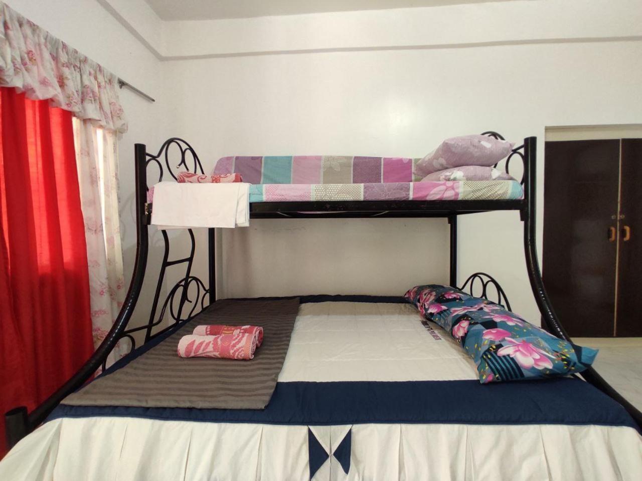 Riverside At Aninuan Accommodation And Food Puerto Galera Eksteriør bilde